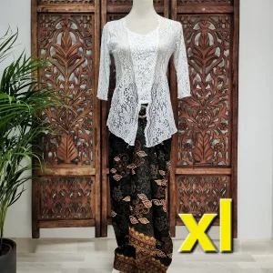 Wikkelrok sarong Mega Mendung met gesp, xl versie