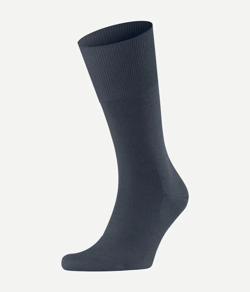 Airport sok wol blend 6688 donkerblauw